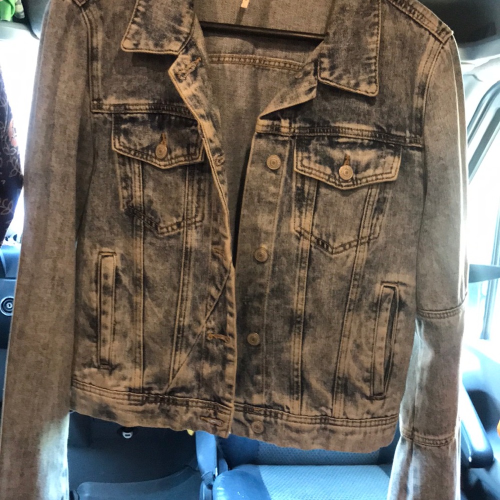 Free people denim jacket size Medium